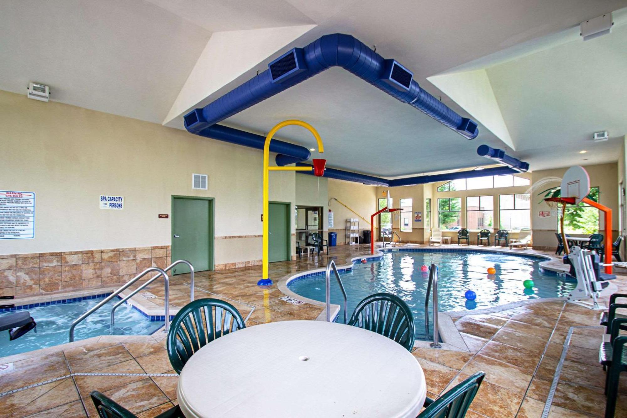 Mainstay Suites Madison - Monona Екстер'єр фото
