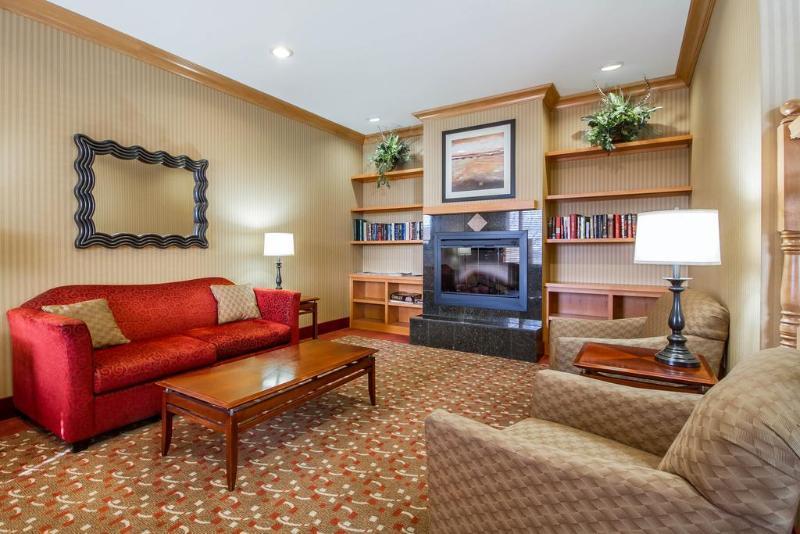 Mainstay Suites Madison - Monona Екстер'єр фото