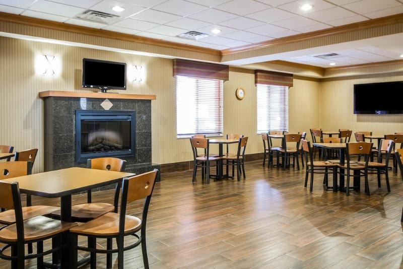 Mainstay Suites Madison - Monona Екстер'єр фото